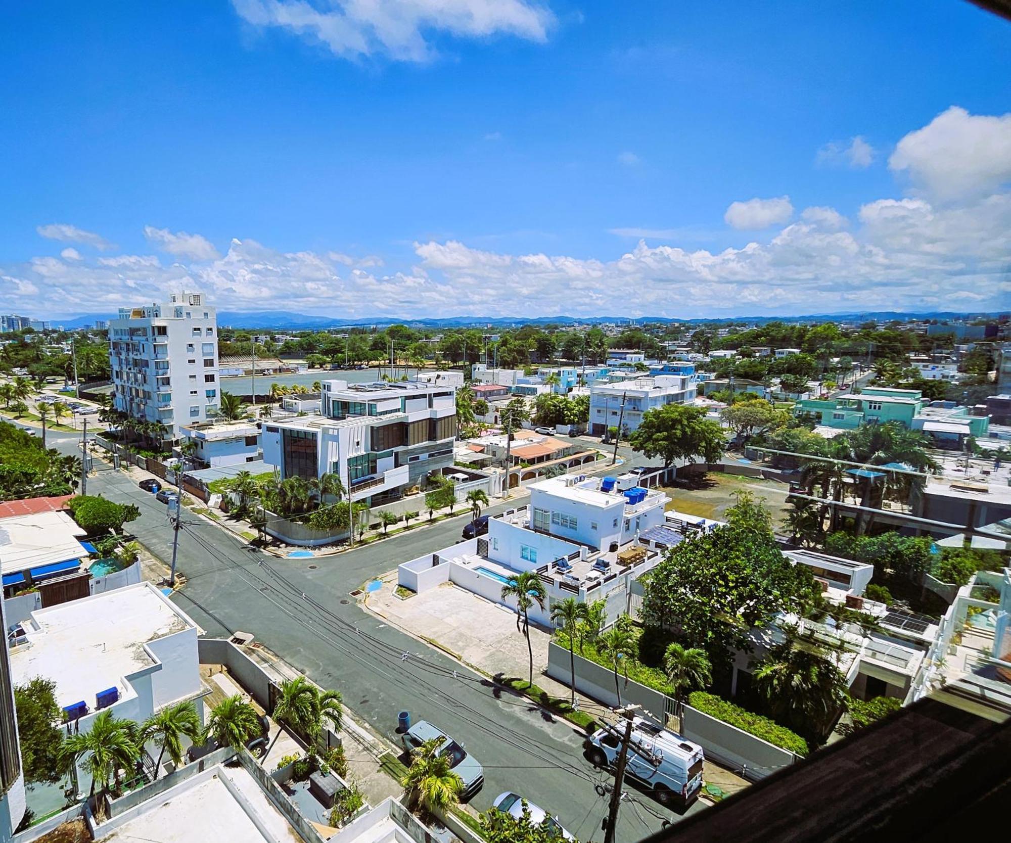 Kasa Starfish By The Sea - 8Th Floor Studio Apt For 2 Balcony Ocean City View San Juan Buitenkant foto